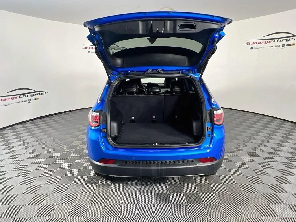 Used 2023 Jeep Compass Limited AWD/4WD image 25