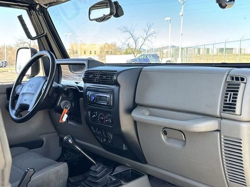 Used 2003 Jeep Wrangler Sahara image 24