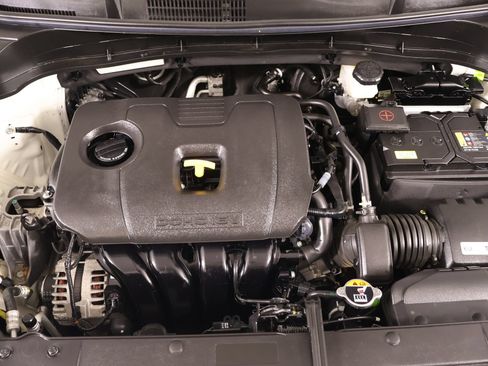 Used 2025 Kia Soul LX w/ LX Technology Package FWD image 18