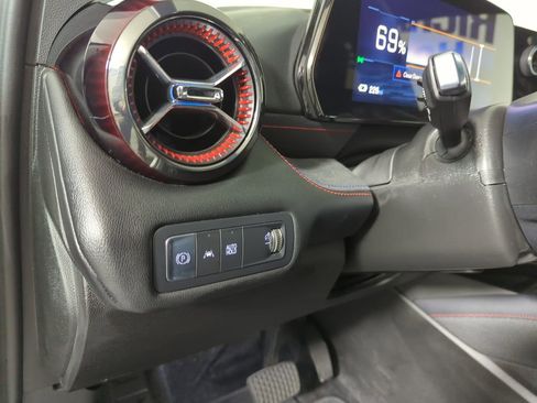 Used 2024 Chevrolet Blazer EV RS image 26