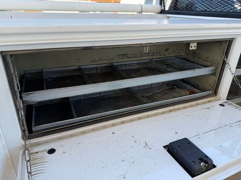 Used 2017 Ford F250 XL w/ Power Equipment Group image 29