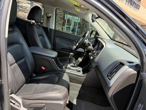 Used 2018 Chevrolet Colorado Z71 AWD/4WD image 14