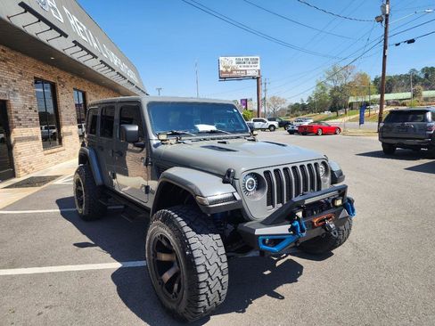 Used 2022 Jeep Wrangler Unlimited Rubicon w/ Xtreme Recon 35" Tire Package image 7