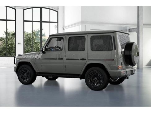 New 2026 Mercedes-Benz G 550 image 31