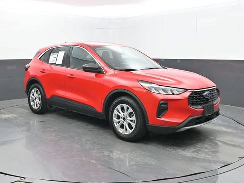 Used 2024 Ford Escape Active FWD image 9