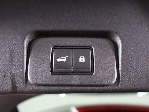 Used 2023 Nissan Rogue Platinum w/ Platinum Premium Package AWD/4WD image 23