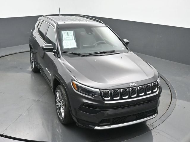 Used 2024 Jeep Compass Limited w/ Elite Group AWD/4WD image 41
