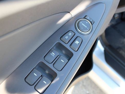 Used 2014 Hyundai Sonata SE FWD image 13