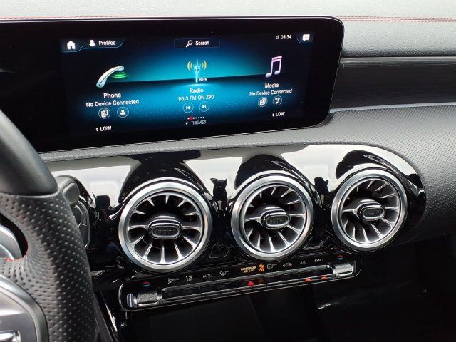 Certified 2022 Mercedes-Benz CLA 250 image 5