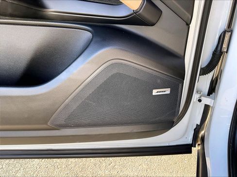 Used 2024 Porsche Cayenne image 35