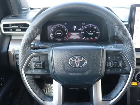 Used 2024 Toyota Tacoma TRD Sport image 22