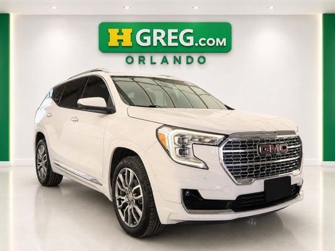 Used 2022 GMC Terrain Denali w/ Denali Premium Package AWD/4WD image 4