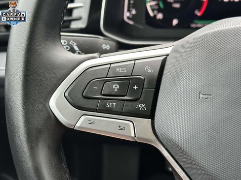 Used 2025 Volkswagen Jetta SEL FWD image 21