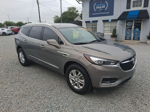 Used 2019 Buick Enclave Essence FWD image 5