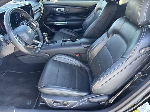 Used 2024 Ford Mustang GT Premium image 9