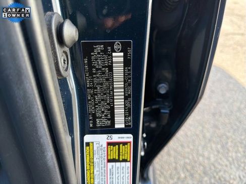 Used 2021 Toyota Camry XLE w/ Cold Weather Package image 36