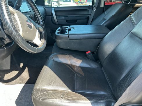 Used 2012 GMC Sierra 2500 SLE w/ SLE Preferred Package AWD/4WD image 14