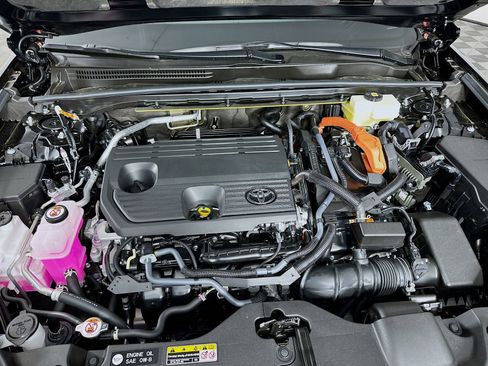 New 2026 Toyota Crown Signia AWD/4WD image 32