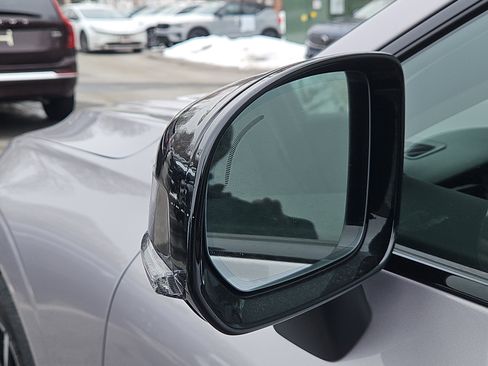 New 2026 Volvo XC60 B5 Plus w/ Protection Package Premier image 15