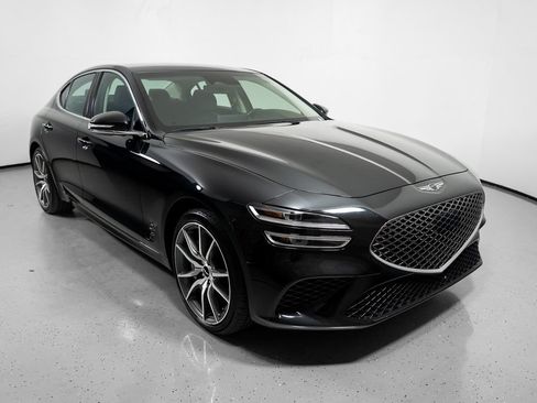Used 2026 Genesis G70 2.5T RWD image 2