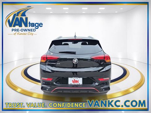 Used 2022 Buick Encore GX Select w/ Sport Touring Package FWD image 7