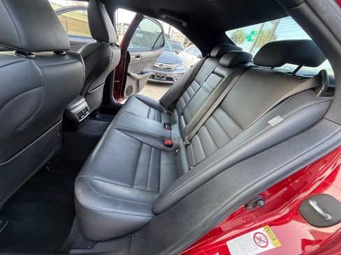 Used 2014 Lexus IS 250 w/ F-Sport Package RWD image 19