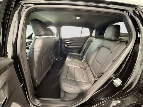 New 2026 Buick Envista Sport Touring w/ Convenience I Package FWD image 21
