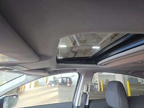 Used 2022 Honda HR-V EX image 6