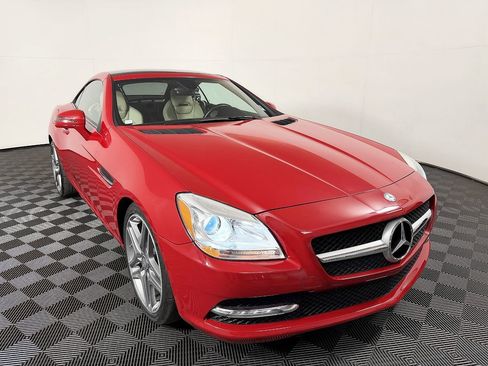 Used 2015 Mercedes-Benz SLK 250 image 5