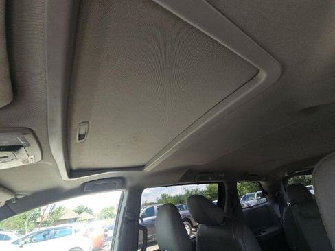 Used 2017 Toyota Sienna XLE w/ XLE Navigation Package FWD image 17