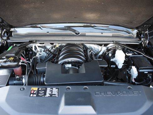 Used 2016 Chevrolet Tahoe LT w/ Luxury Package image 12