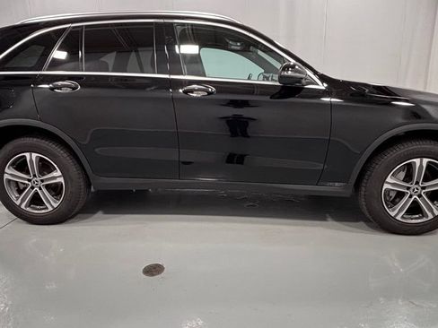 Used 2019 Mercedes-Benz GLC 300 4MATIC image 5