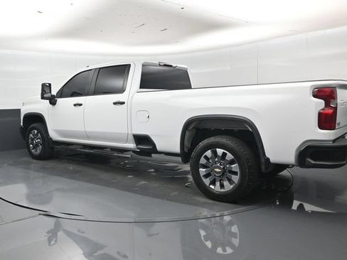 Used 2024 Chevrolet Silverado 2500 Custom w/ Custom Value Package AWD/4WD image 30