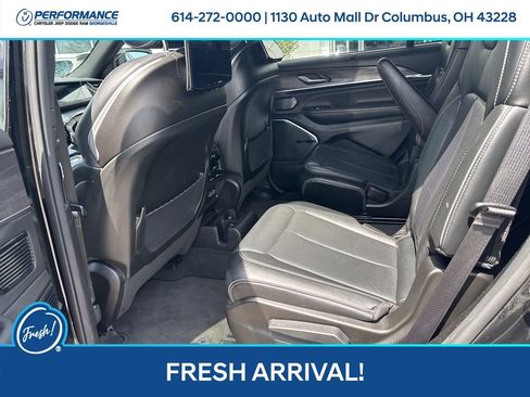 Used 2024 Jeep Grand Cherokee L Overland w/ Advanced Protech Group III image 13