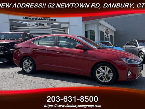 Used 2020 Hyundai Elantra Value Edition w/ Winter Weather Package FWD image 2