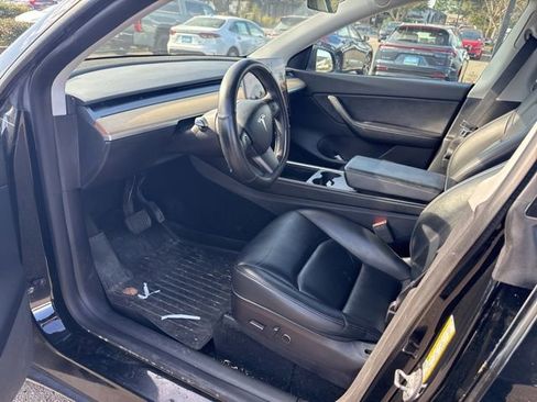 Used 2021 Tesla Model Y 2WD image 5