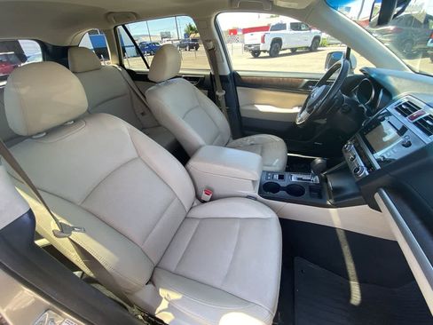 Used 2015 Subaru Outback 2.5i Limited AWD/4WD image 25