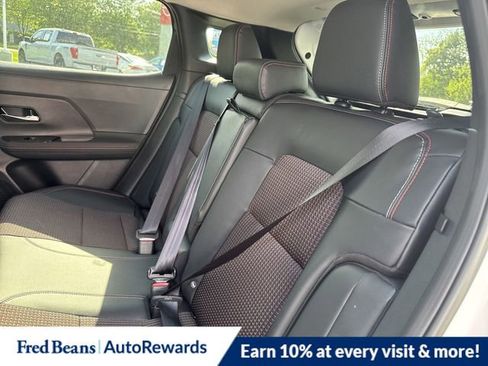 New 2025 Nissan Kicks SR image 17