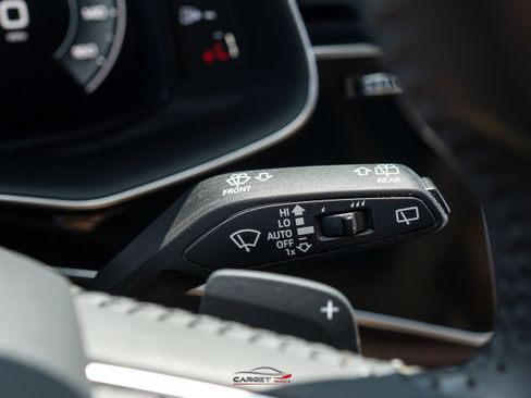 Used 2019 Audi Q8 Prestige AWD/4WD image 27