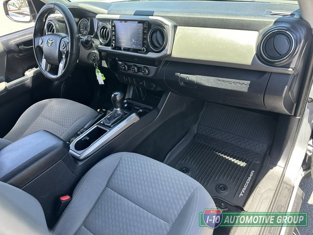 Used 2021 Toyota Tacoma SR5 RWD image 12