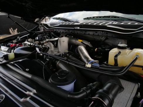 Used 2022 Ford F350 Lariat w/ Black Appearance Package image 49