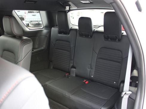 Certified 2025 Nissan Pathfinder Rock Creek image 13