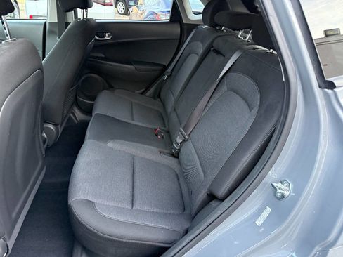 Used 2023 Hyundai Kona SEL image 4