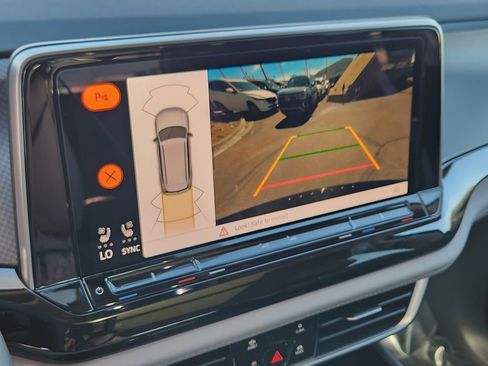 New 2026 Volkswagen Atlas Peak Edition image 8