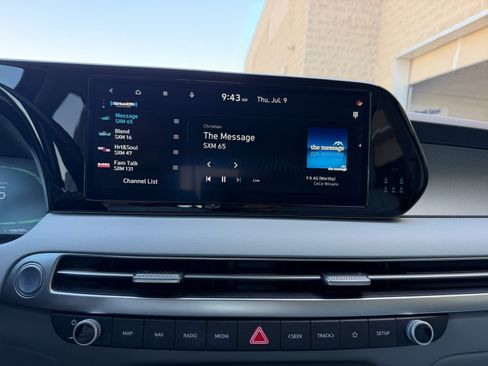 Used 2024 Hyundai Palisade SEL FWD image 12