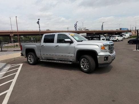 Used 2015 GMC Sierra 1500 SLT w/ SLT Crew Cab Value Package RWD image 27