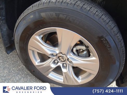 Used 2025 Toyota RAV4 XLE w/ Convenience Package AWD/4WD image 12