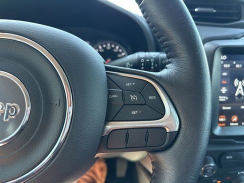 Used 2022 Jeep Renegade Latitude w/ Convenience Group image 20