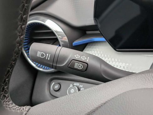 New 2026 Chevrolet Trax LT w/ Driver Confidence Package image 27