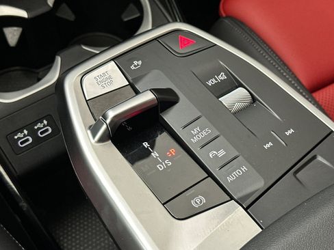 Used 2024 BMW X1 M35i w/ M Sport Professional Package image 17